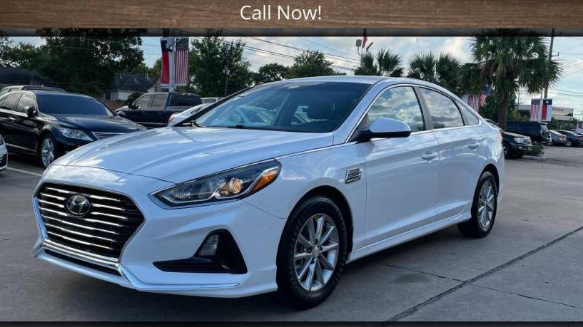 HYUNDAI SONATA 2018 5NPE24AF9JH688076 image