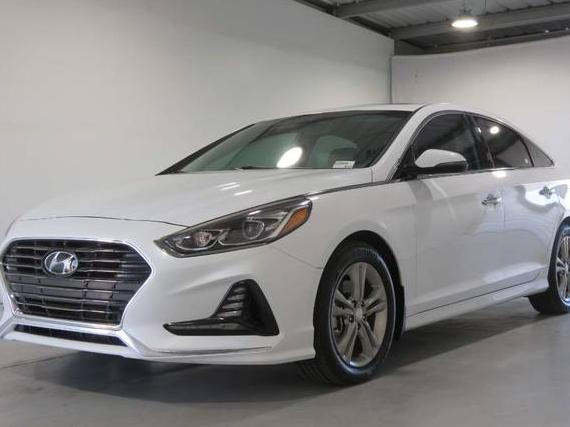 HYUNDAI SONATA 2018 5NPE34AF0JH655772 image