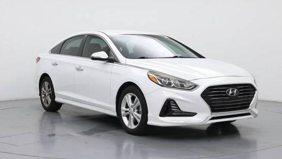 HYUNDAI SONATA 2018 5NPE34AF1JH639970 image