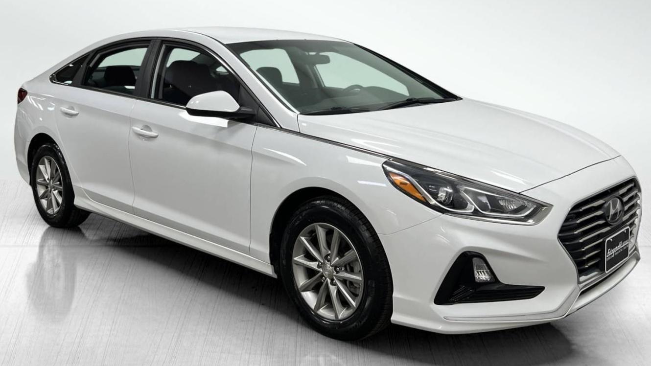 HYUNDAI SONATA 2018 5NPE24AAXJH681013 image