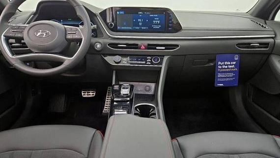 HYUNDAI SONATA 2021 5NPEJ4J2XMH070558 image