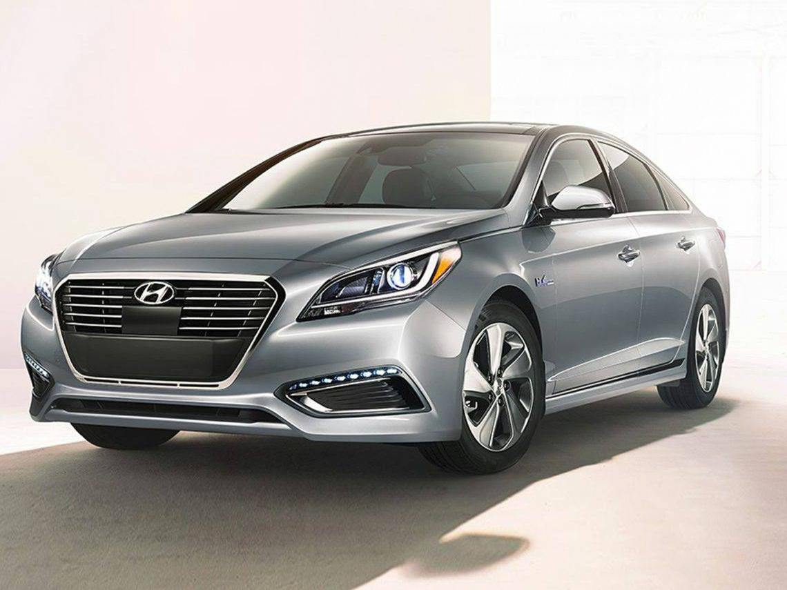 HYUNDAI SONATA 2017 KMHE34L13HA054791 image