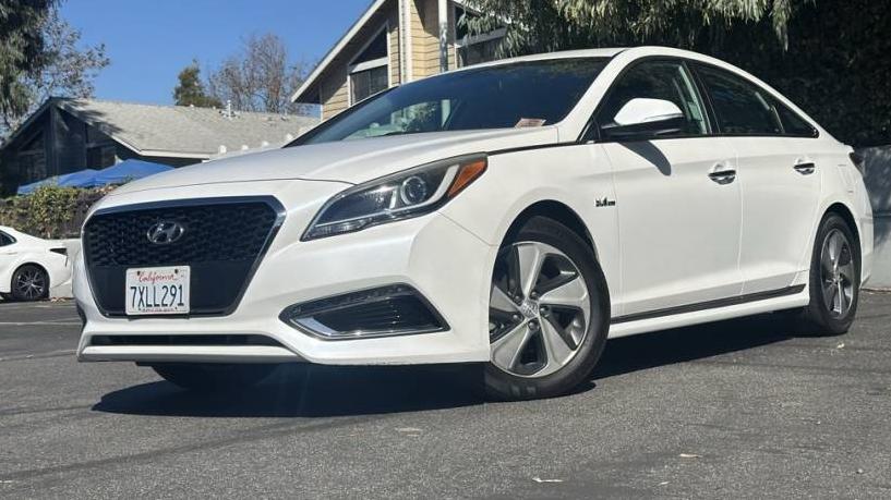 HYUNDAI SONATA 2017 KMHE34L19HA051362 image