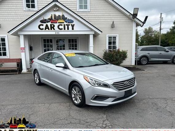 HYUNDAI SONATA 2017 5NPE24AF5HH594125 image