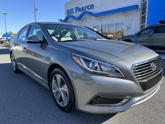 HYUNDAI SONATA 2017 KMHE14L22HA072813 image HYUNDAI SONATA 2017 KMHE14L22HA072813 image