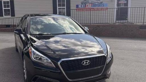 HYUNDAI SONATA 2017 KMHE24L18HA050240 image