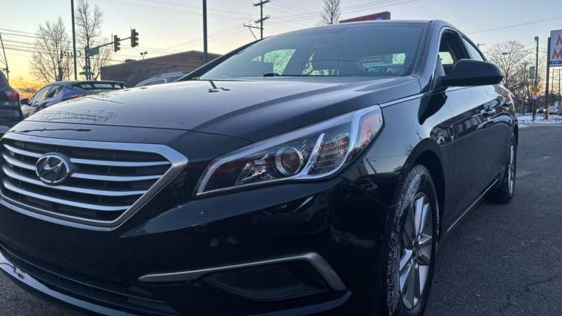 HYUNDAI SONATA 2017 5NPE24AF4HH545529 image