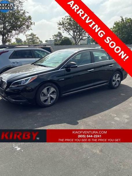 HYUNDAI SONATA 2017 KMHE34L10HA051900 image HYUNDAI SONATA 2017 KMHE34L10HA051900 image