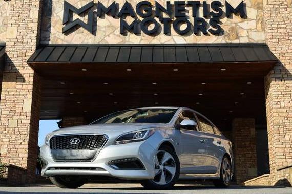 HYUNDAI SONATA 2017 KMHE34L13HA050661 image HYUNDAI SONATA 2017 KMHE34L13HA050661 image