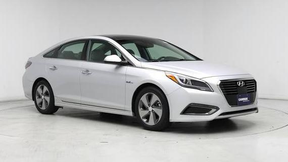HYUNDAI SONATA 2017 KMHE34L12HA050411 image