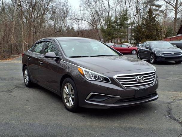 HYUNDAI SONATA 2017 5NPE24AF8HH482869 image