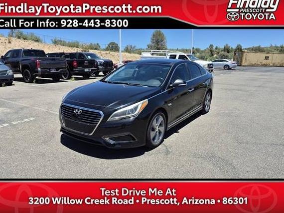 HYUNDAI SONATA 2017 KMHE34L34HA072329 image