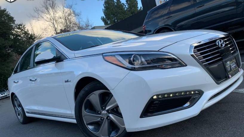 HYUNDAI SONATA 2017 KMHE54L25HA049207 image