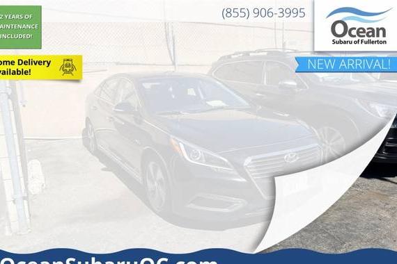 HYUNDAI SONATA 2017 KMHE34L11HA043868 image