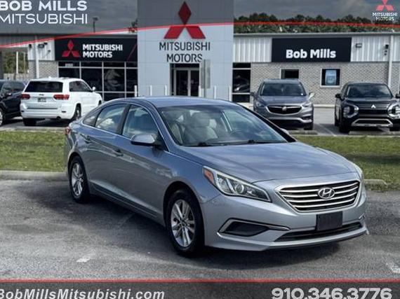 HYUNDAI SONATA 2017 5NPE24AF7HH480014 image