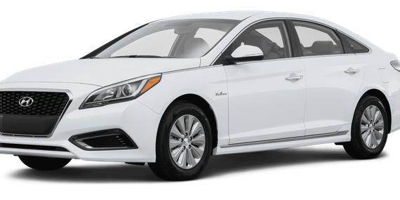 HYUNDAI SONATA 2017 KMHE24L39HA061104 image