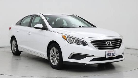 HYUNDAI SONATA 2017 5NPE24AF4HH581902 image