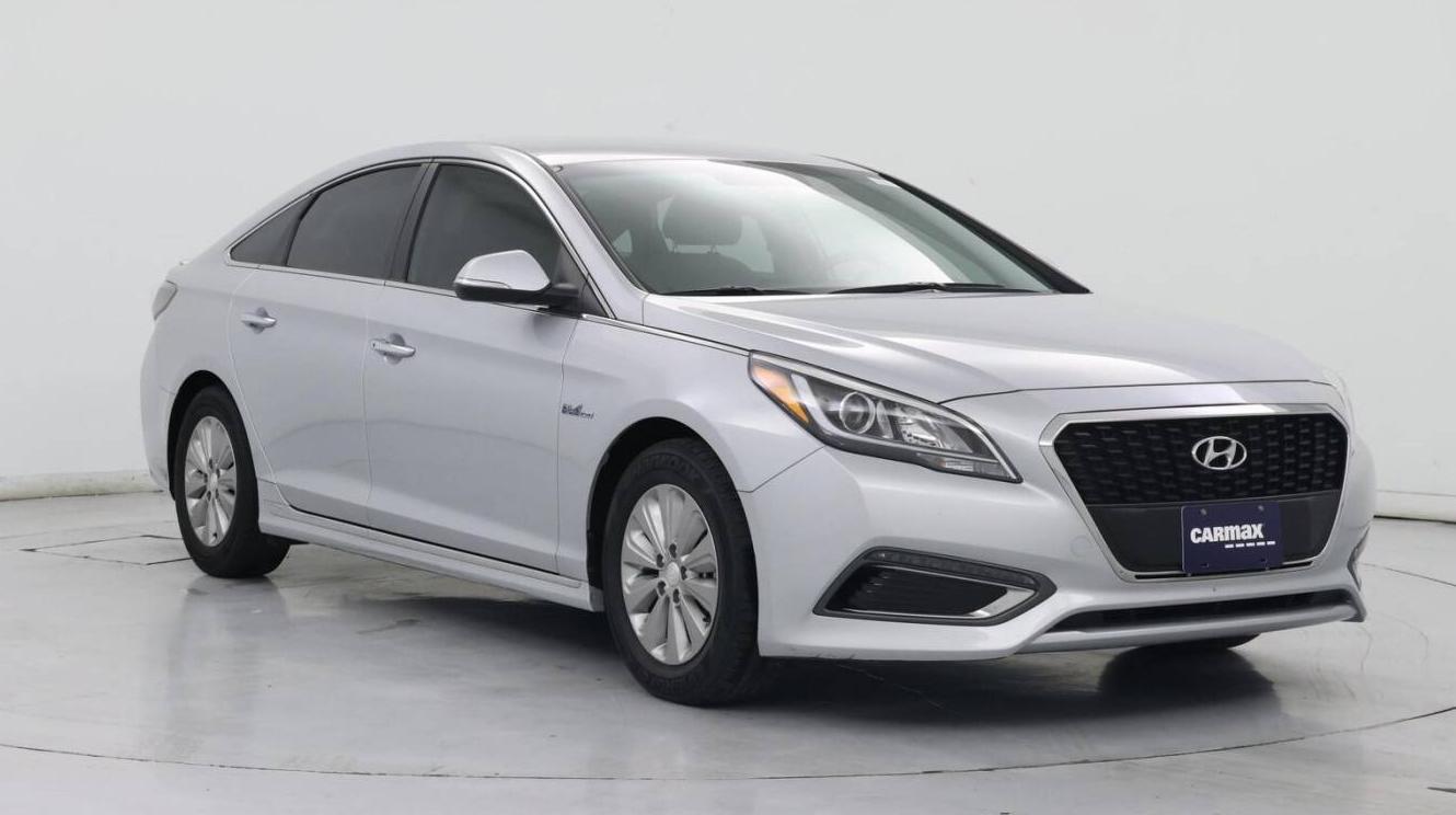 HYUNDAI SONATA 2017 KMHE24L19HA055480 image