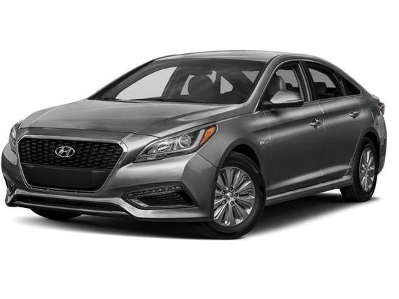 HYUNDAI SONATA 2017 KMHE24L34HA061317 image