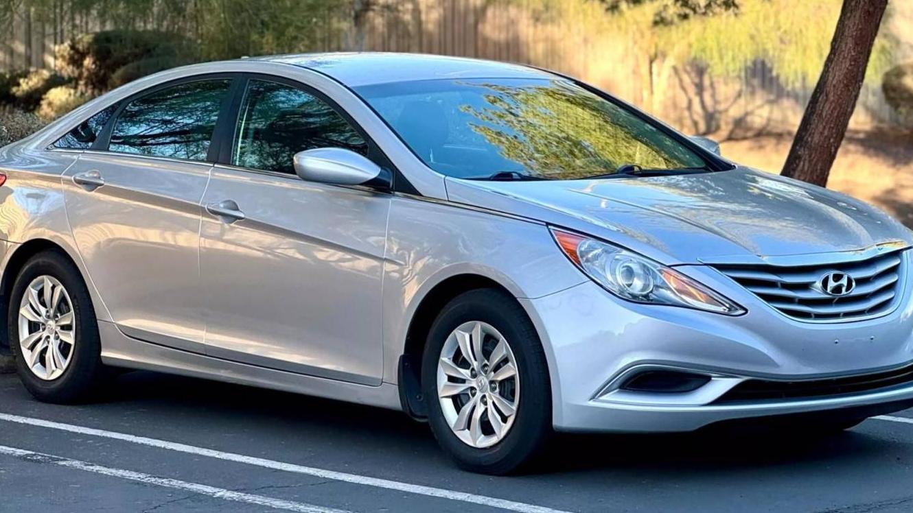 HYUNDAI SONATA 2012 5NPEB4AC2CH393555 image