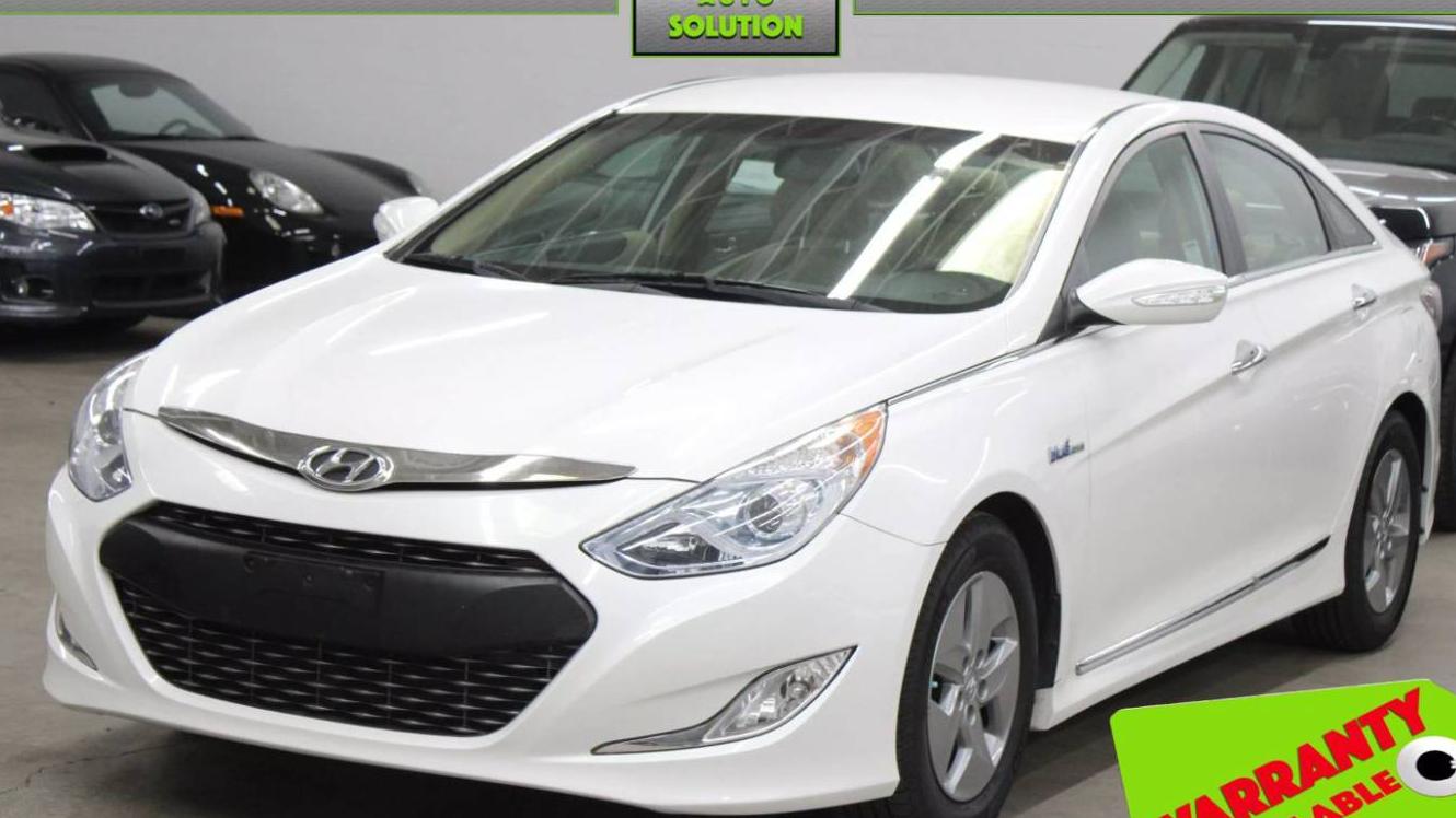 HYUNDAI SONATA 2012 KMHEC4A42CA029225 image