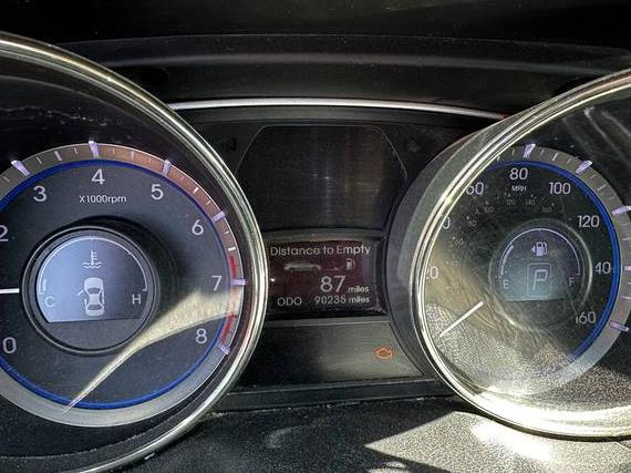 HYUNDAI SONATA 2012 5NPEC4AC0CH501880 image