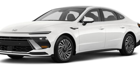 HYUNDAI SONATA 2024 KMHL64JA0RA408379 image