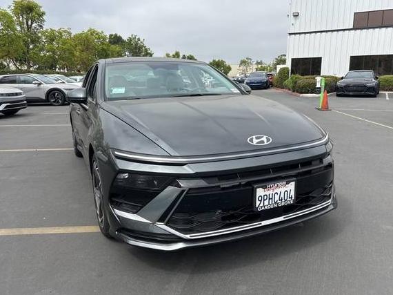 HYUNDAI SONATA 2024 KMHL14JAXRA358122 image
