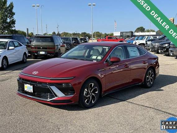 HYUNDAI SONATA 2024 KMHL64JA0RA422752 image