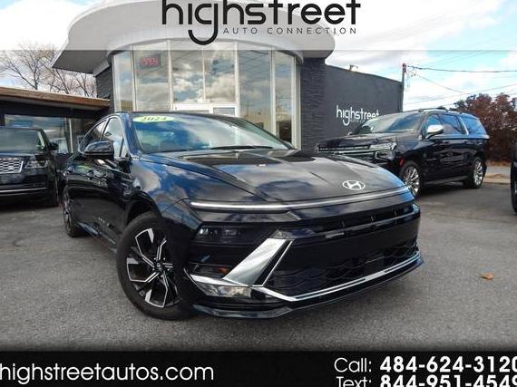 HYUNDAI SONATA 2024 KMHL64JA9RA385460 image