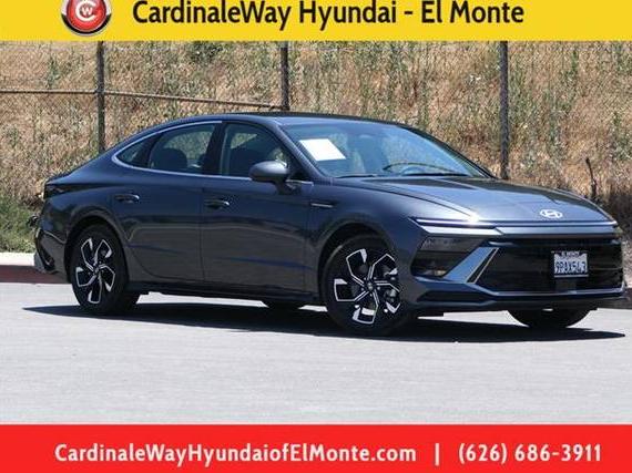 HYUNDAI SONATA 2024 KMHL64JA5RA418583 image