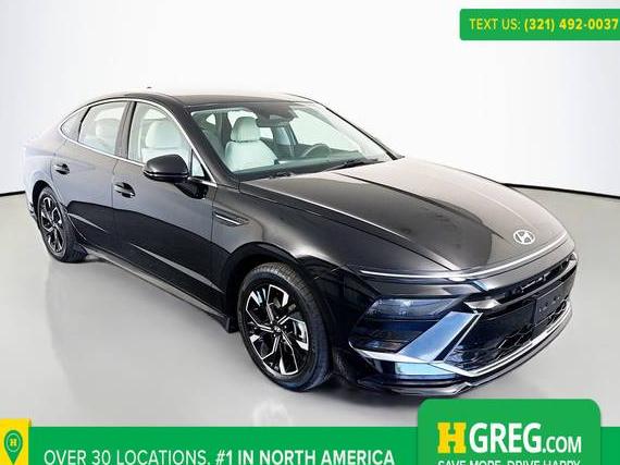 HYUNDAI SONATA 2024 KMHL64JA5RA368185 image