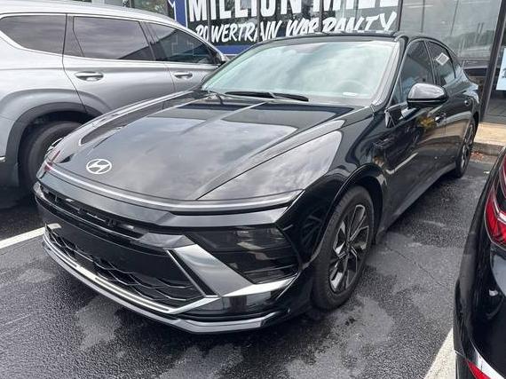 HYUNDAI SONATA 2024 KMHL64JA8RA386177 image