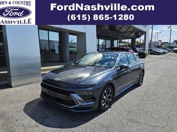 HYUNDAI SONATA 2024 KMHL64JA9RA358193 image