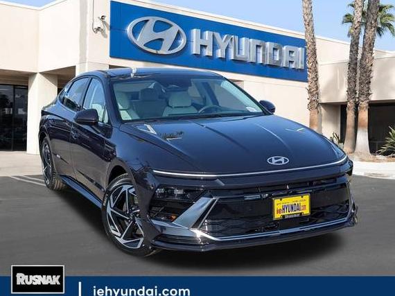 HYUNDAI SONATA 2024 KMHL14JA2RA361757 image