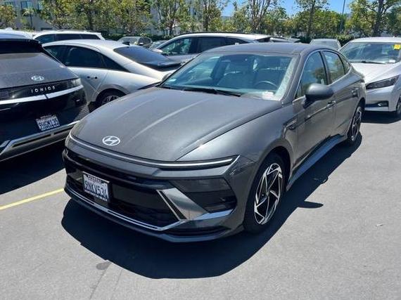 HYUNDAI SONATA 2024 KMHL14JA2RA358163 image