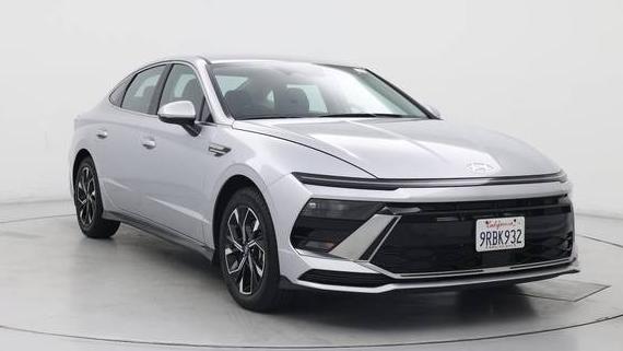 HYUNDAI SONATA 2024 KMHL64JA7RA420352 image
