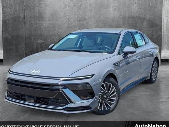 HYUNDAI SONATA 2024 KMHL34JJ6RA092608 image