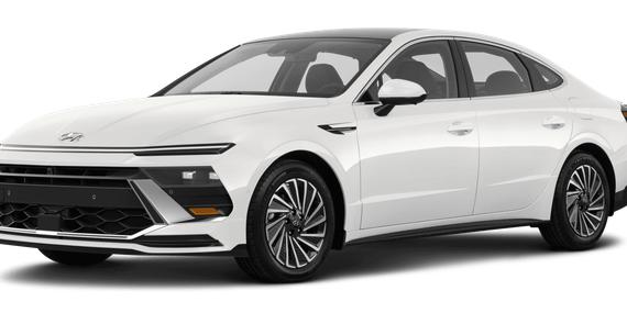 HYUNDAI SONATA 2024 KMHL64JA4RA393174 image