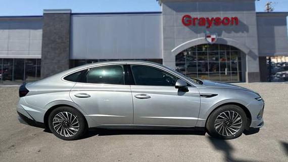 HYUNDAI SONATA 2024 KMHL34JJ8RA101809 image