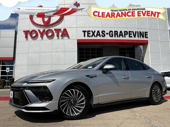 HYUNDAI SONATA 2024 KMHL34JJ6RA097114 image