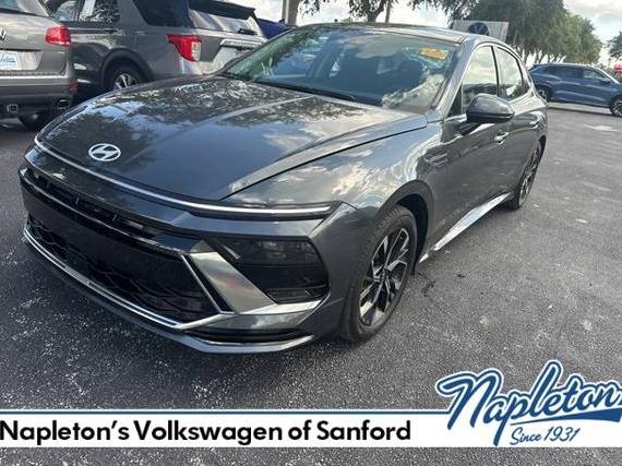 HYUNDAI SONATA 2024 KMHL64JA2RA371884 image