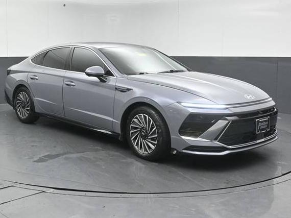 HYUNDAI SONATA 2024 KMHL54JJXRA094372 image