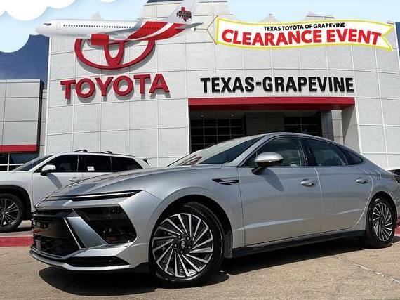 HYUNDAI SONATA 2024 KMHL34JJ8RA092657 image