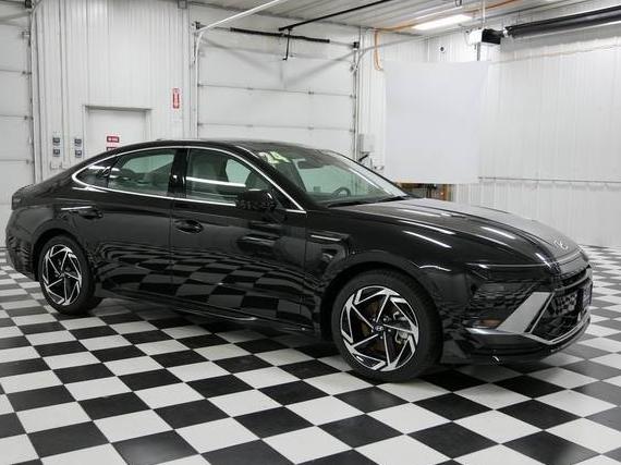 HYUNDAI SONATA 2024 KMHL14JA9RA354322 image HYUNDAI SONATA 2024 KMHL14JA9RA354322 image