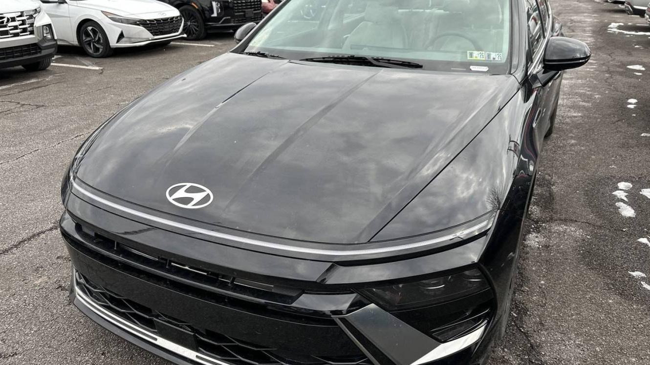 HYUNDAI SONATA 2024 KMHL64JA2RA385185 image