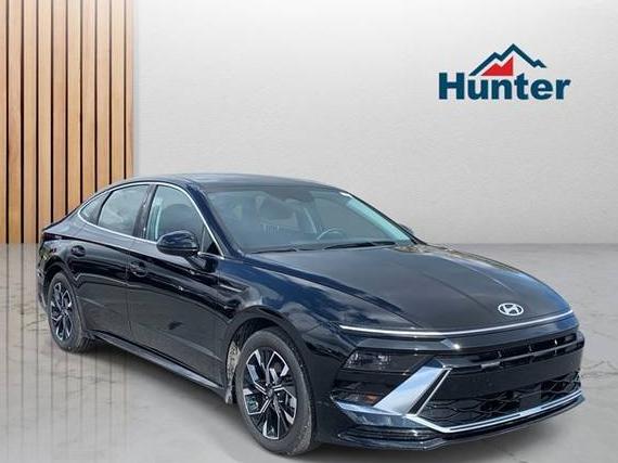 HYUNDAI SONATA 2024 KMHL64JA9RA371588 image