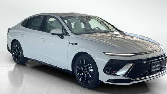 HYUNDAI SONATA 2024 KMHL64JA3RA397751 image