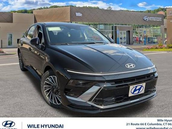 HYUNDAI SONATA 2024 KMHL34JJ1RA097540 image