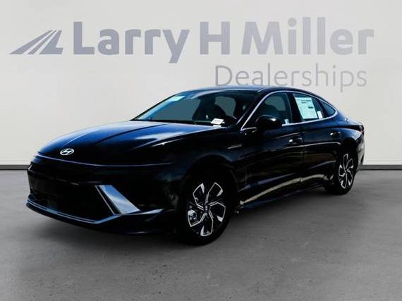 HYUNDAI SONATA 2024 KMHL64JA8RA391783 image
